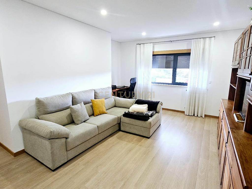 Moradia isolada em Abraveses, Viseu - Image 12